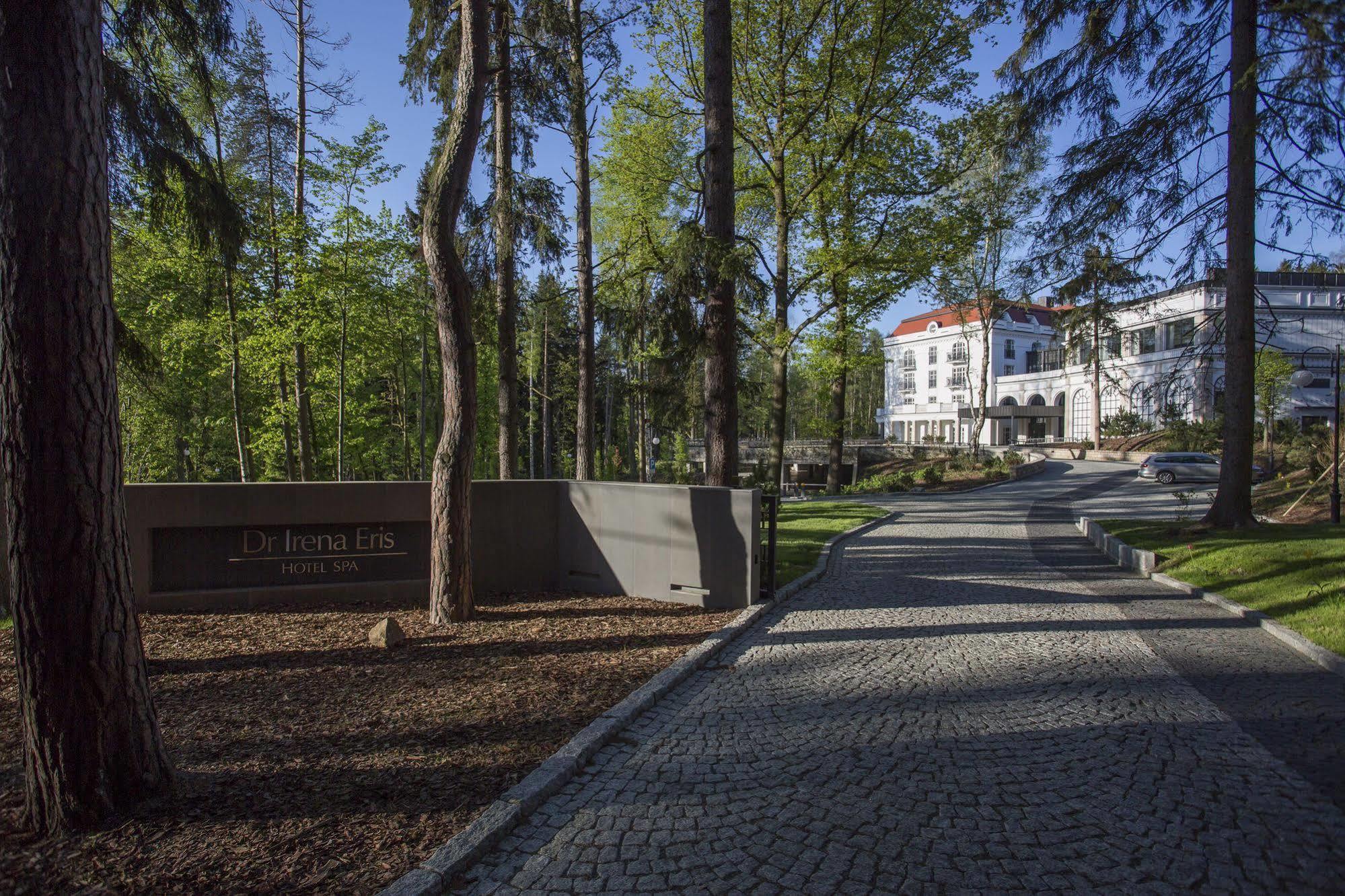 Hotel SPA Dr Irena Eris Polanica Zdrój Exterior foto